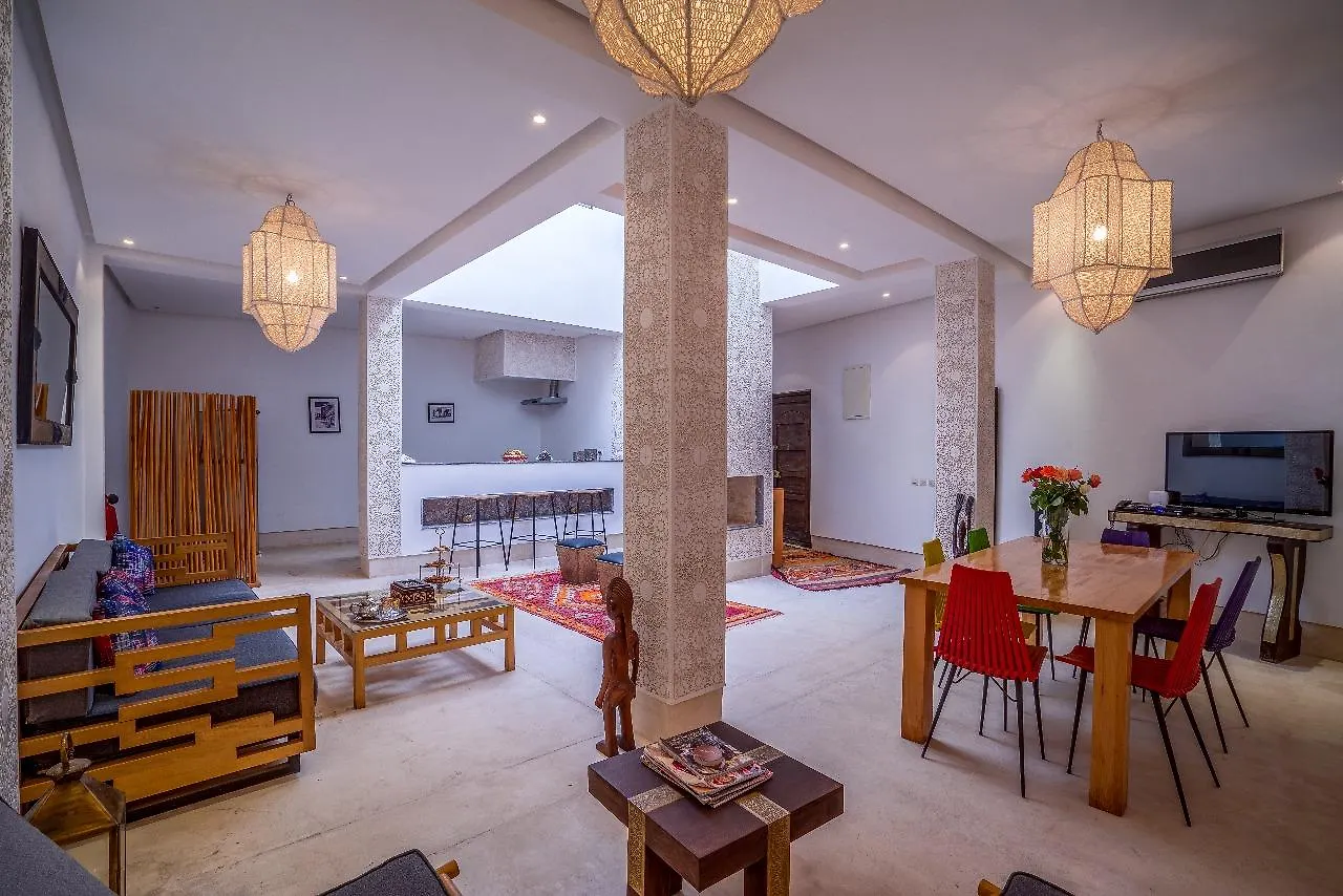 Riad Bensaleh 56 Marakeş Otel